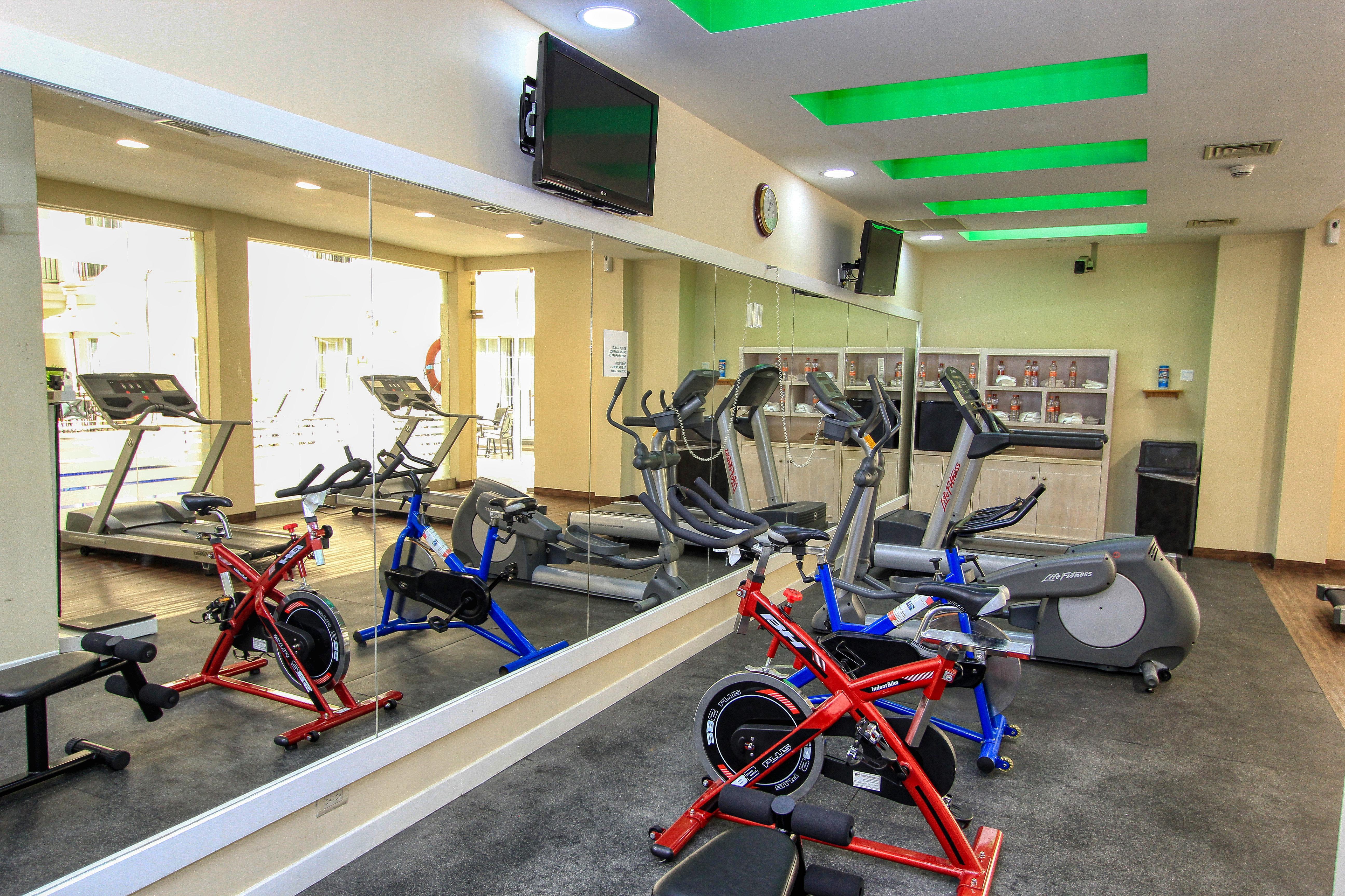 Holiday Inn Leon By Ihg Exteriör bild