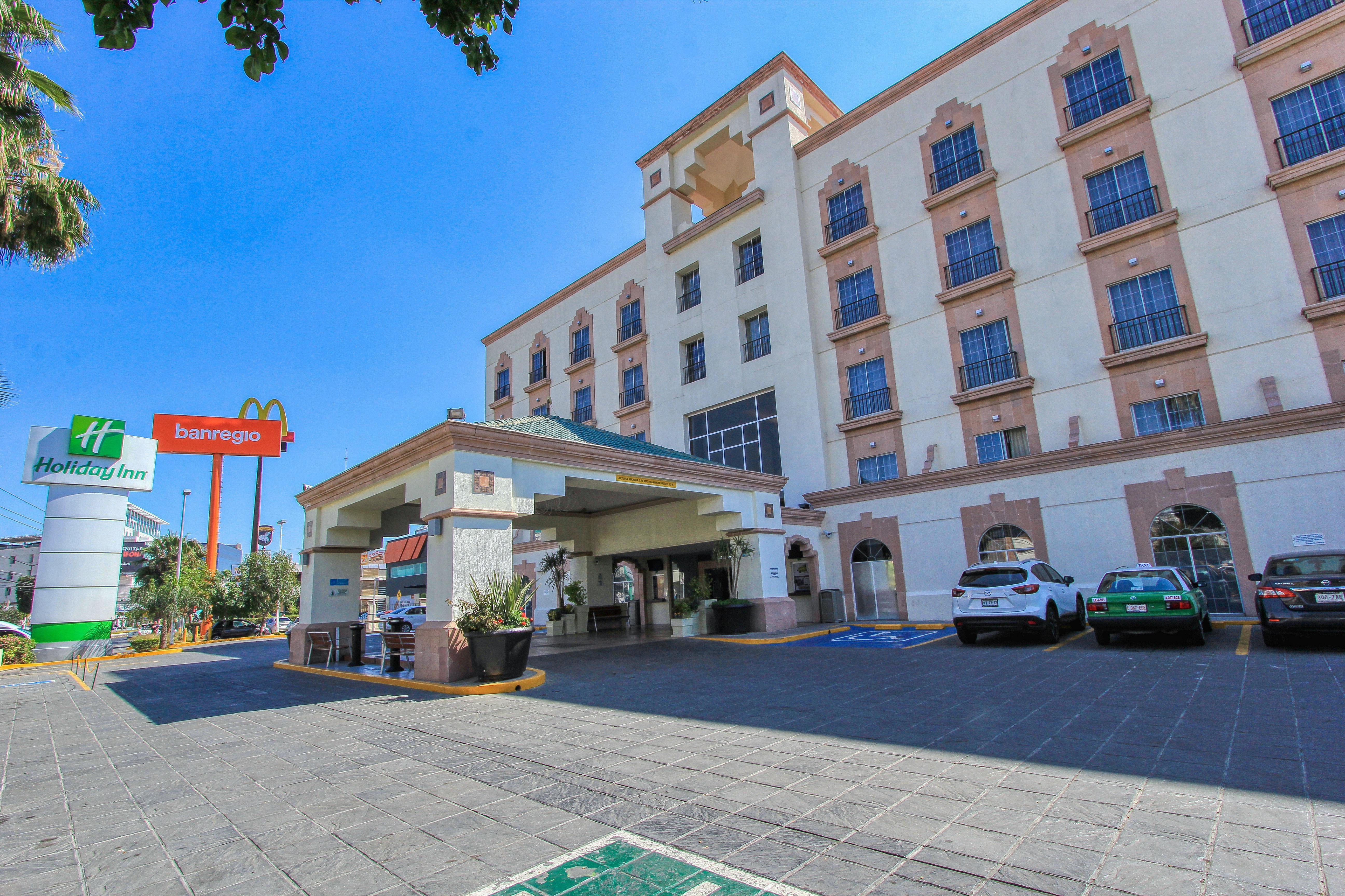 Holiday Inn Leon By Ihg Exteriör bild