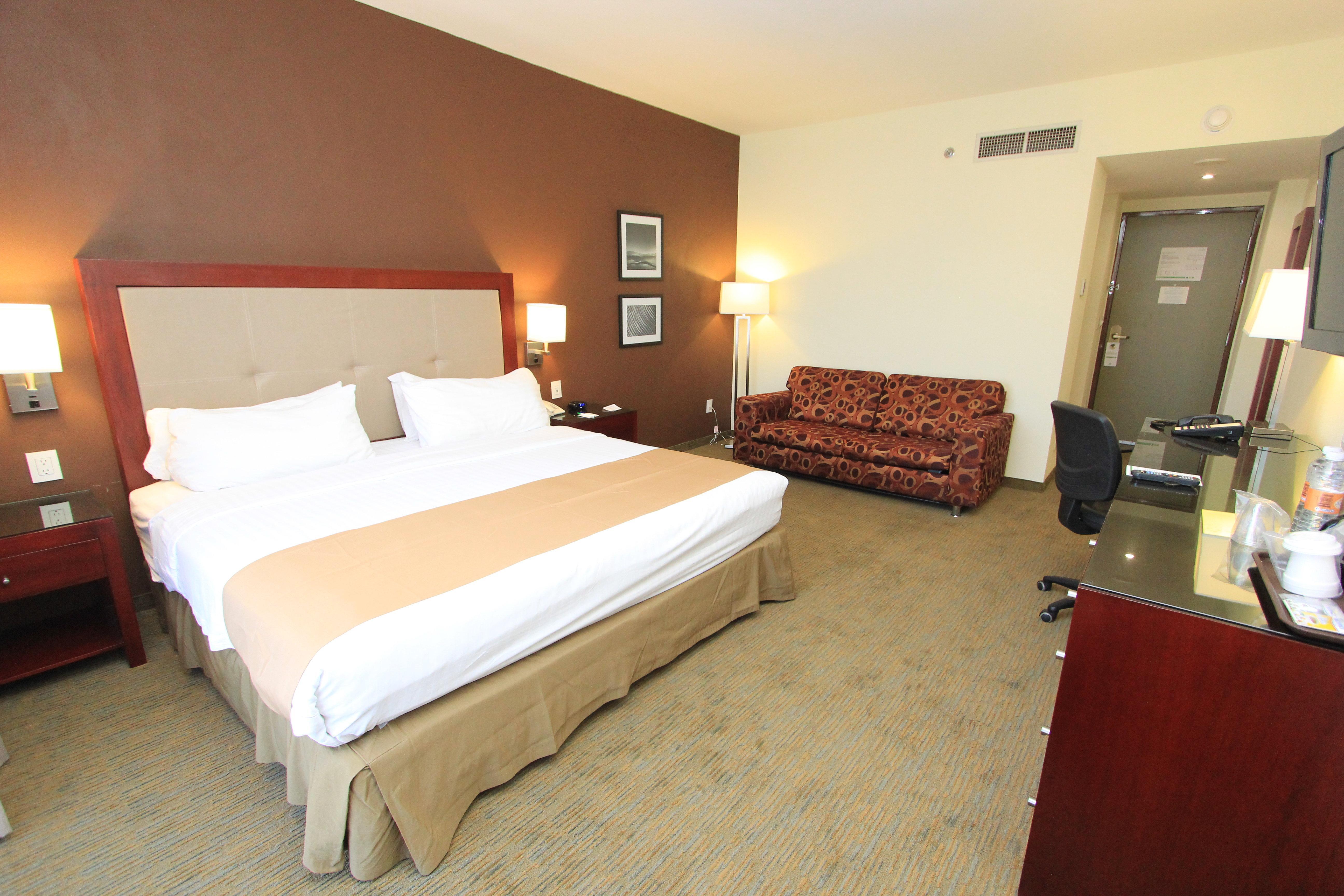 Holiday Inn Leon By Ihg Exteriör bild