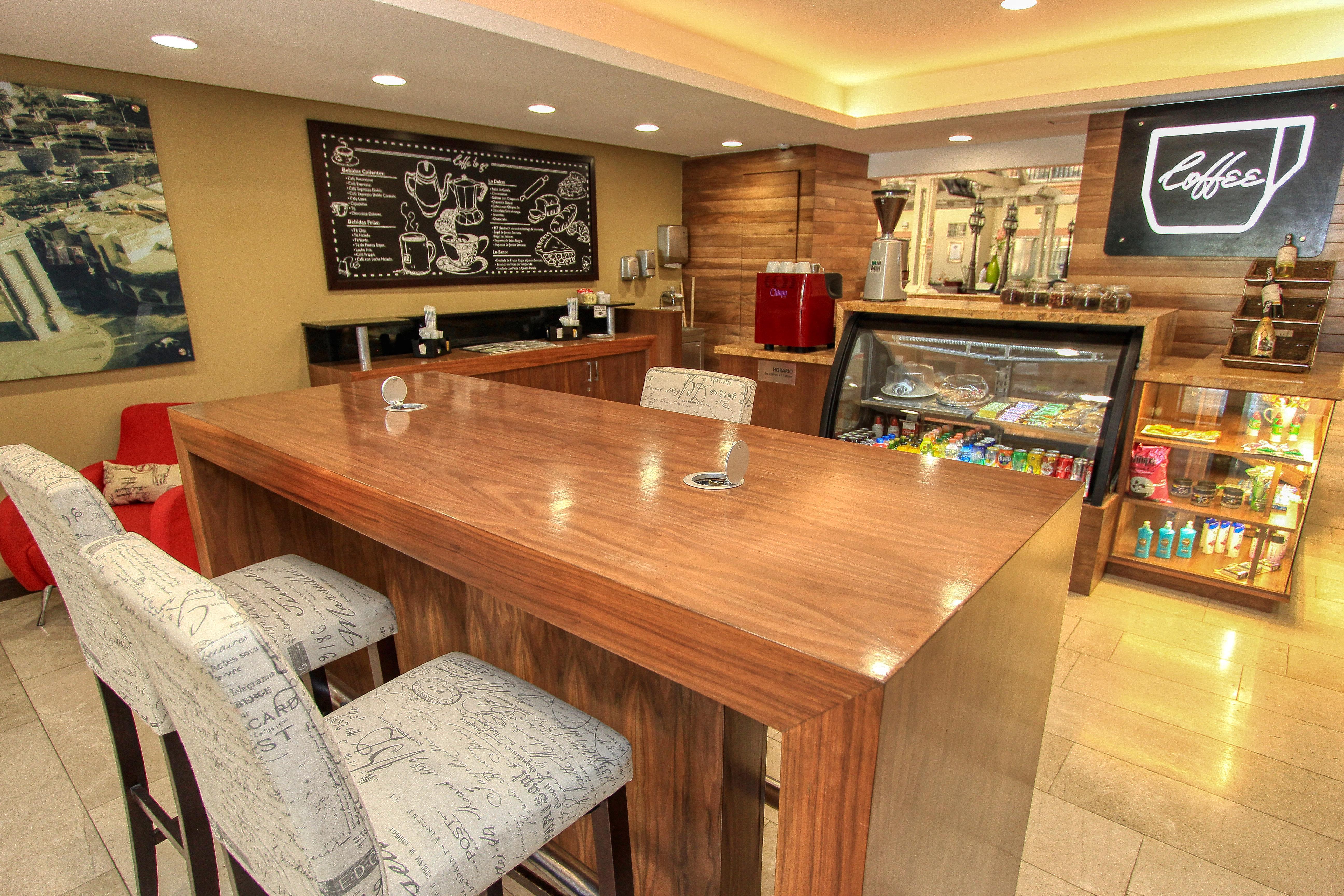 Holiday Inn Leon By Ihg Exteriör bild