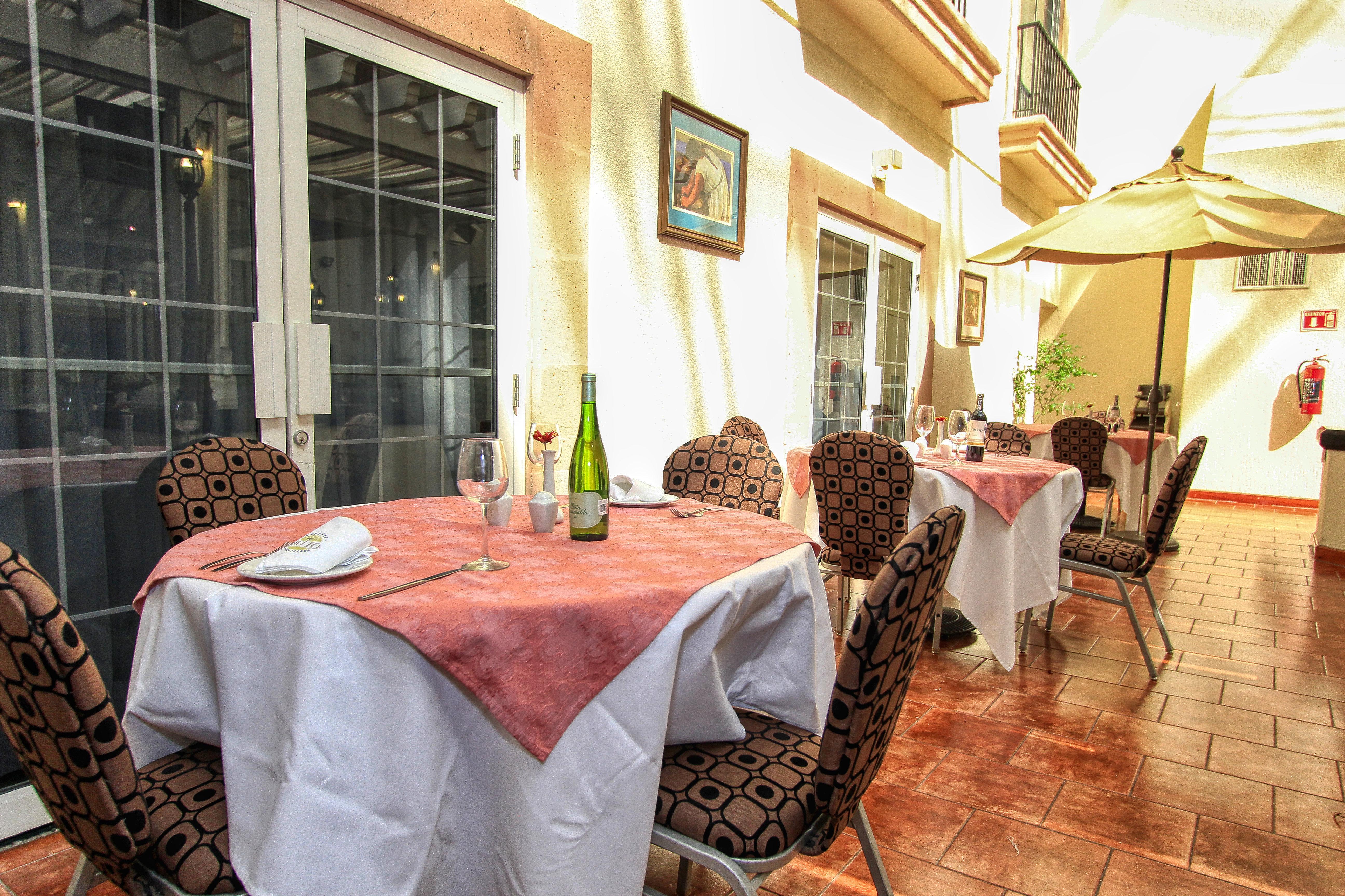 Holiday Inn Leon By Ihg Exteriör bild