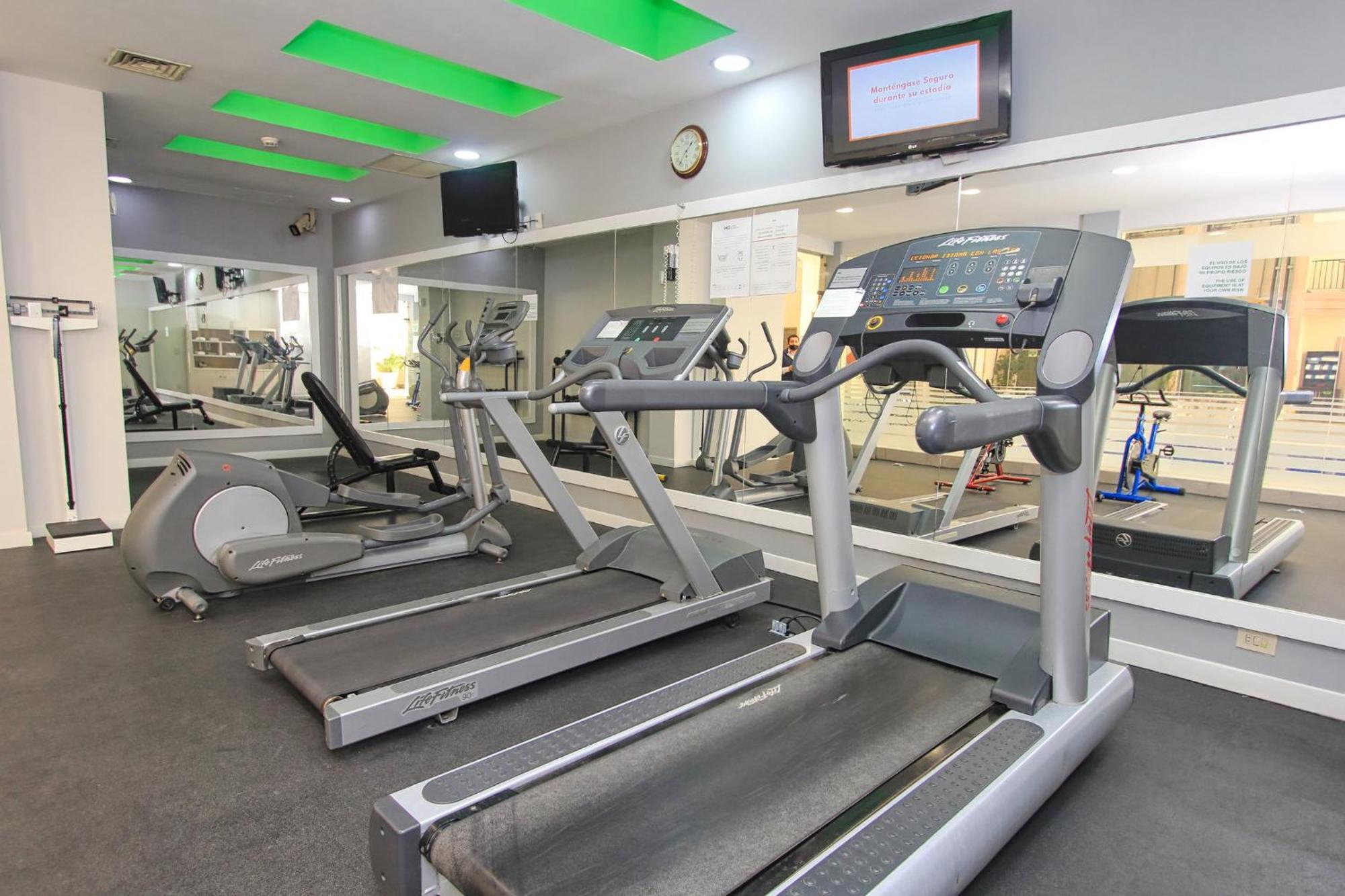 Holiday Inn Leon By Ihg Exteriör bild